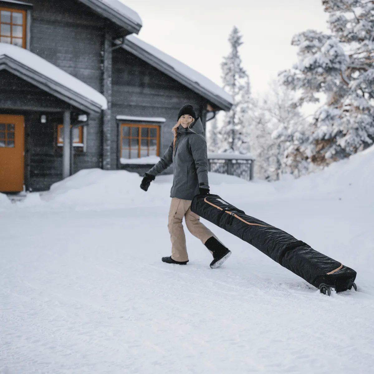 Thule RoundTrip Skiroltas 192